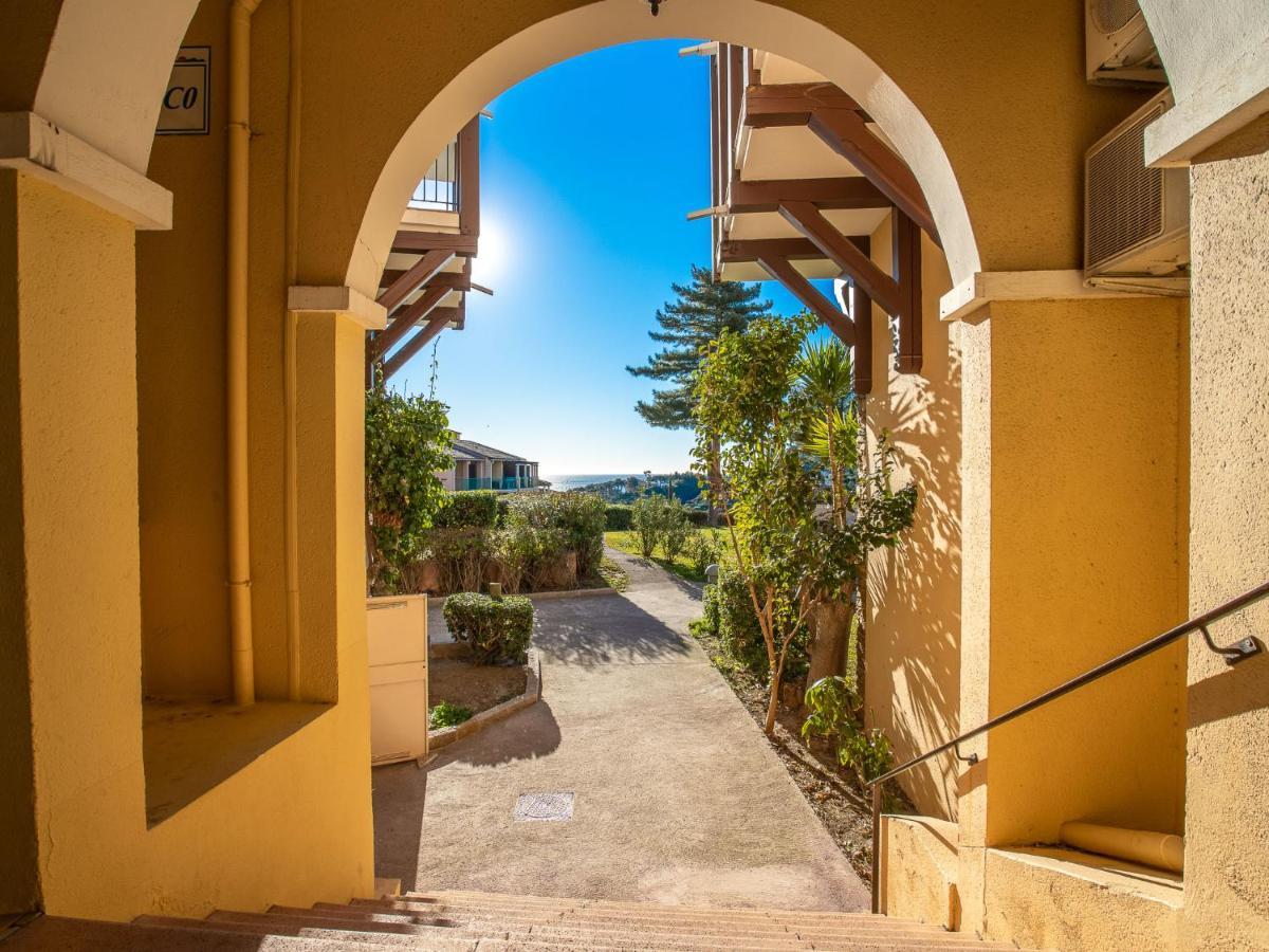 Studio Village Cap Esterel - Le Village-72 By Interhome Saint-Raphael  Bagian luar foto
