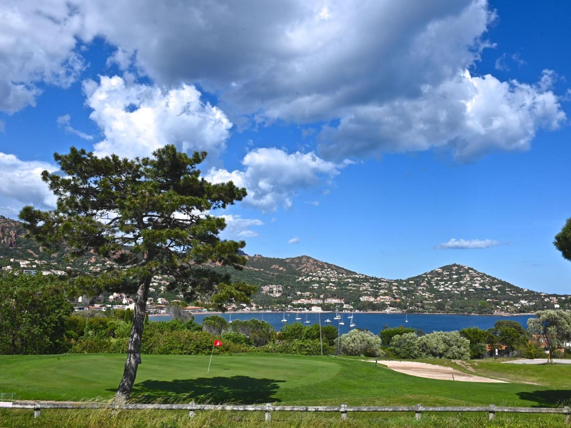 Studio Village Cap Esterel - Le Village-72 By Interhome Saint-Raphael  Bagian luar foto