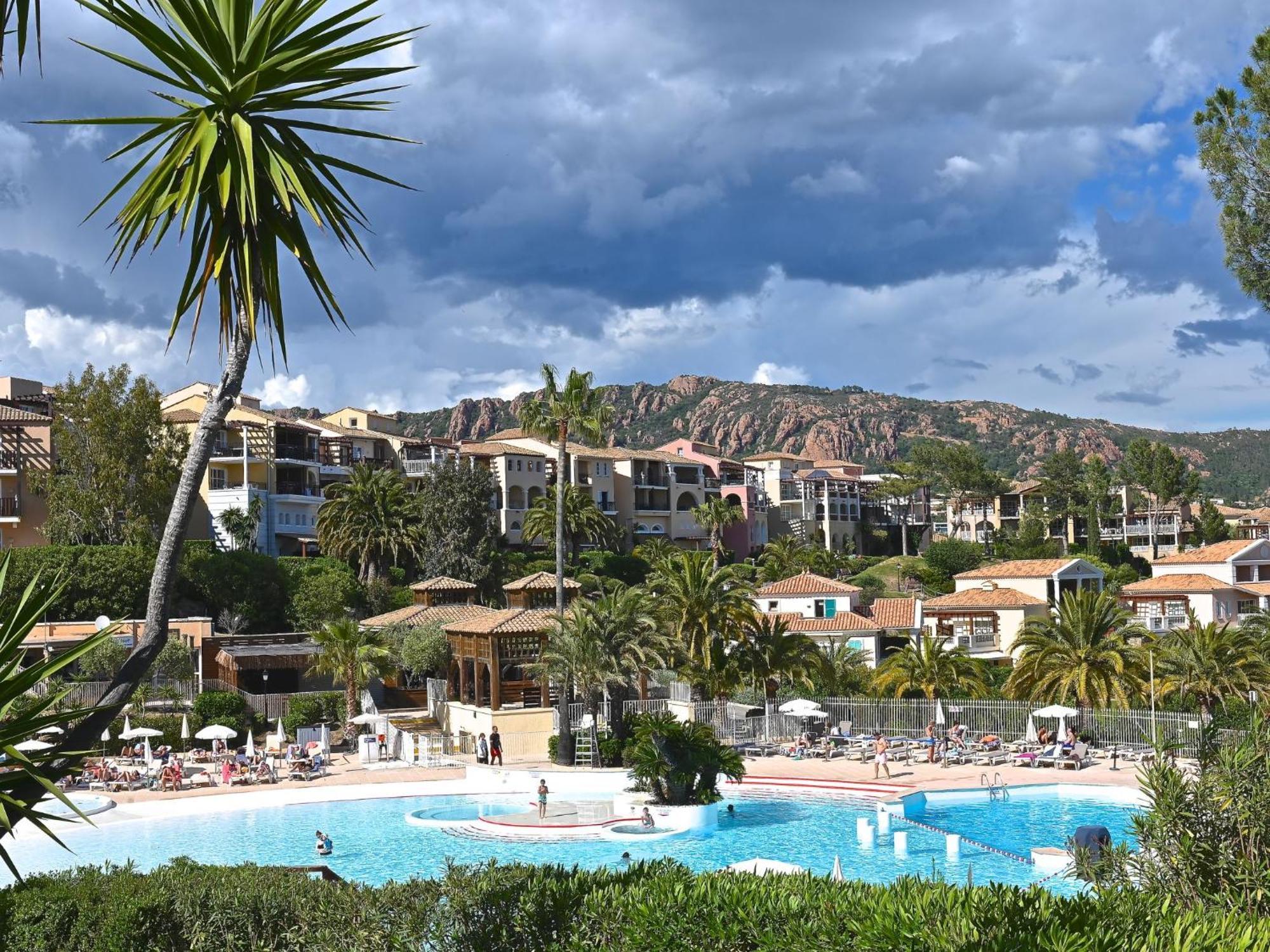Studio Village Cap Esterel - Le Village-72 By Interhome Saint-Raphael  Bagian luar foto
