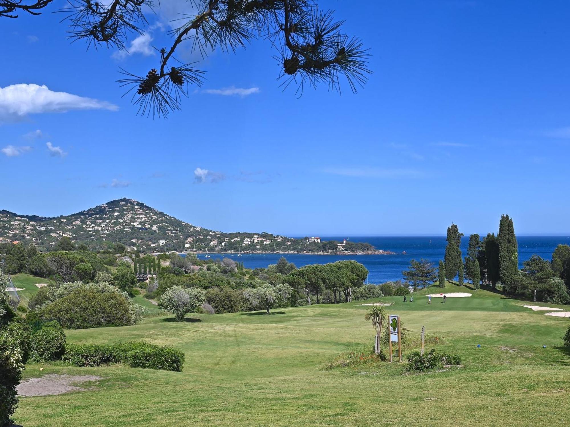 Studio Village Cap Esterel - Le Village-72 By Interhome Saint-Raphael  Bagian luar foto